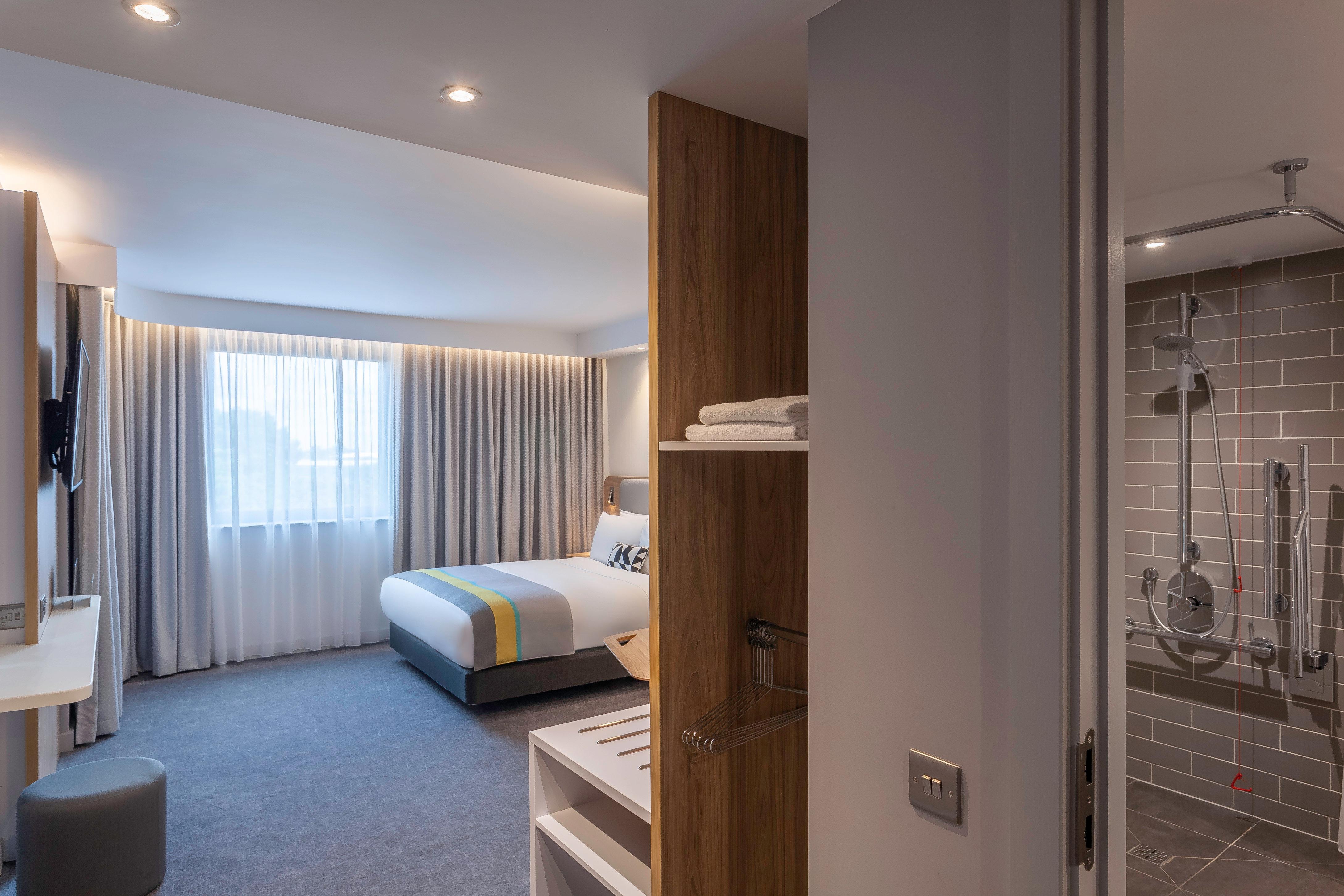 Holiday Inn Express Dublin-Airport By Ihg Сантри Екстериор снимка