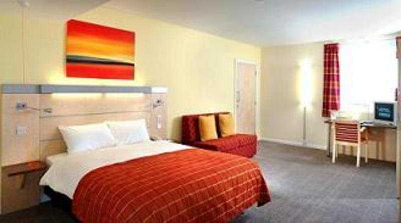 Holiday Inn Express Dublin-Airport By Ihg Сантри Стая снимка